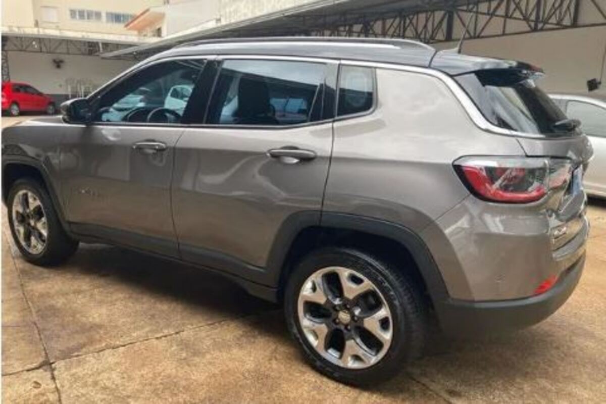 Jeep Compass 2018 Limited 4x4 Cinza 07